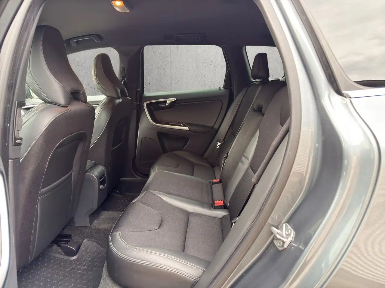 Volvo XC60 — photo 14 sur 25