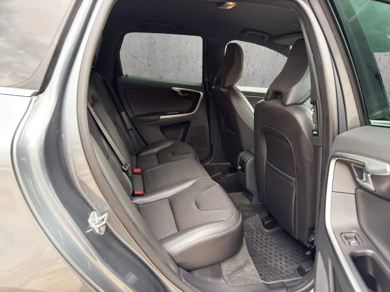 Volvo XC60 — photo 15 sur 25