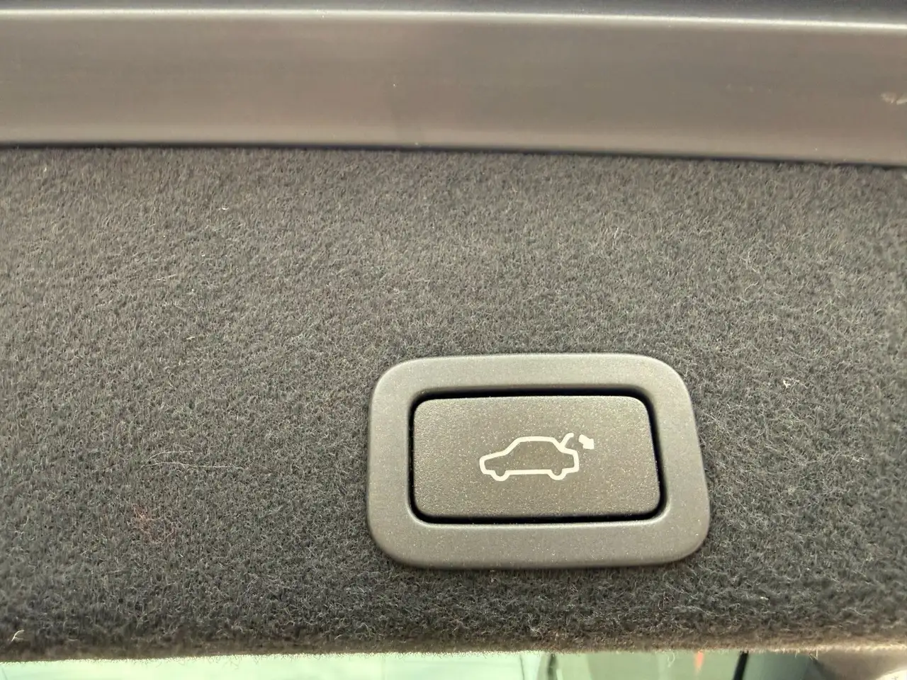 Volvo XC60 — photo 19 sur 25