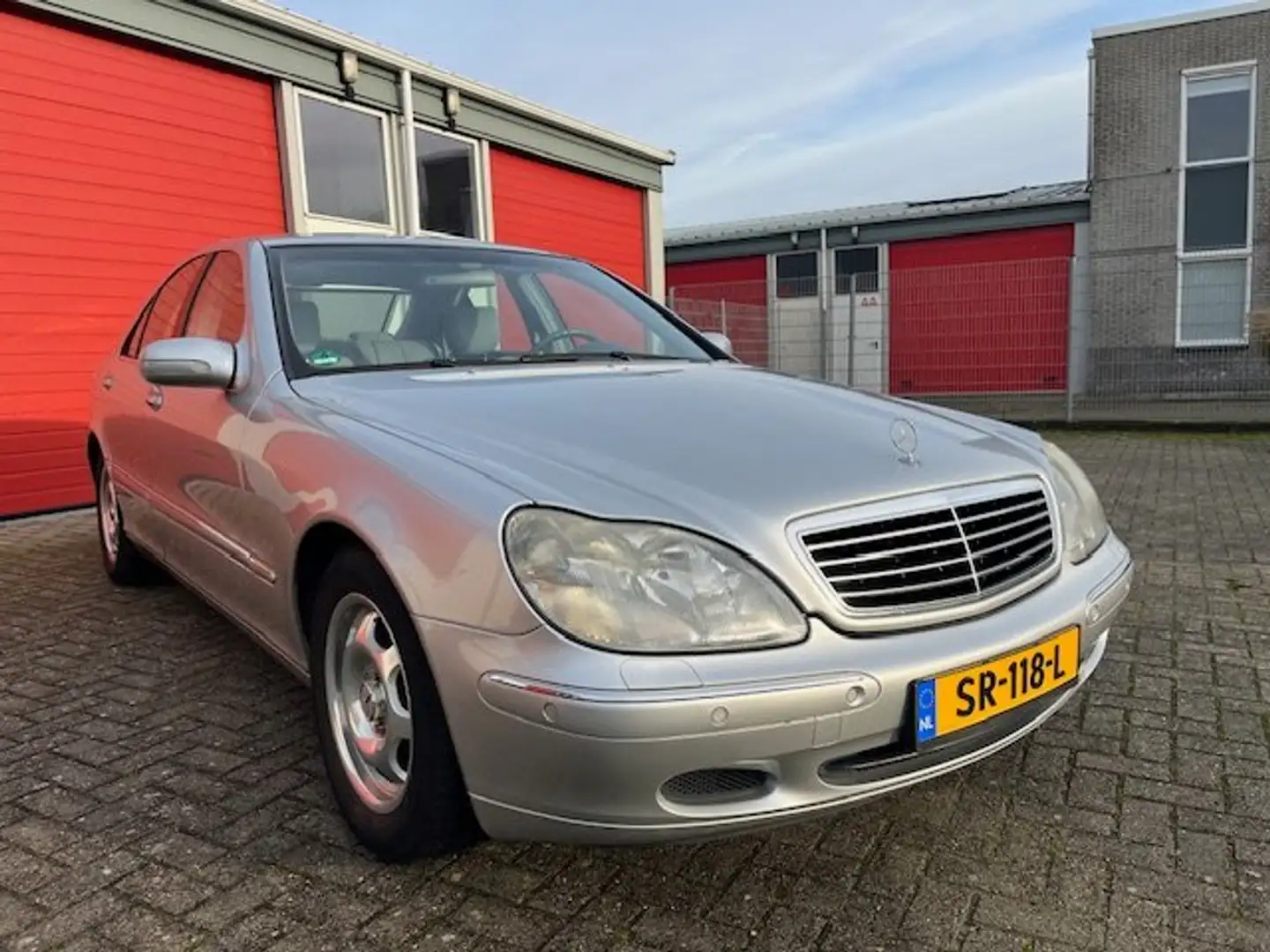 Mercedes-Benz S 320 Youngtimer/Oldtimer Zilver - 2