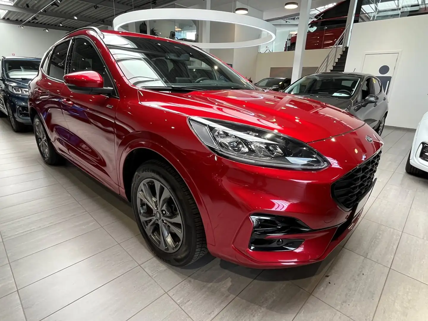 Ford Kuga ST Line X 2.5 PHEV 225PK    Lucid Red / Winter Pac Rouge - 1