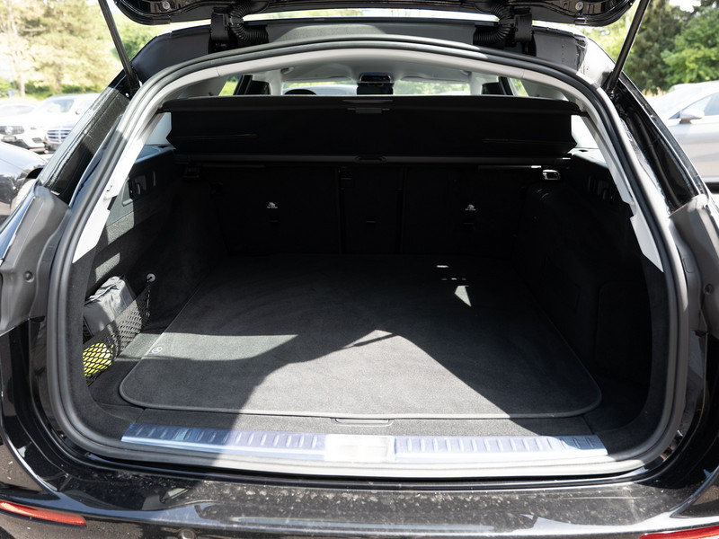 Mercedes-Benz E 200 4M T Avantgarde/LED/Cam/AHK/Totw/Distr/18" — photo 7