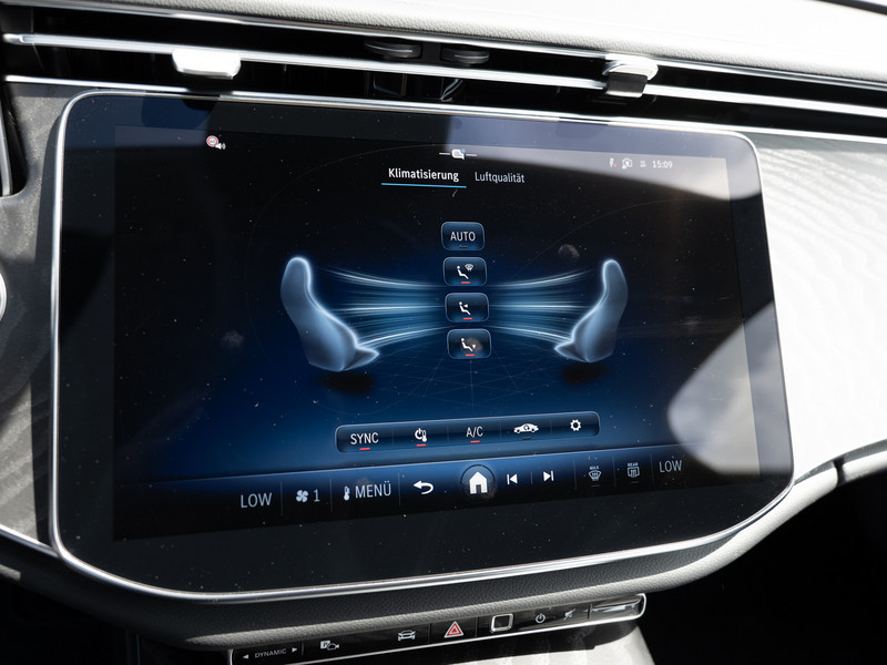 Mercedes-Benz E 200 4M T Avantgarde/LED/Cam/AHK/Totw/Distr/18" — photo 14