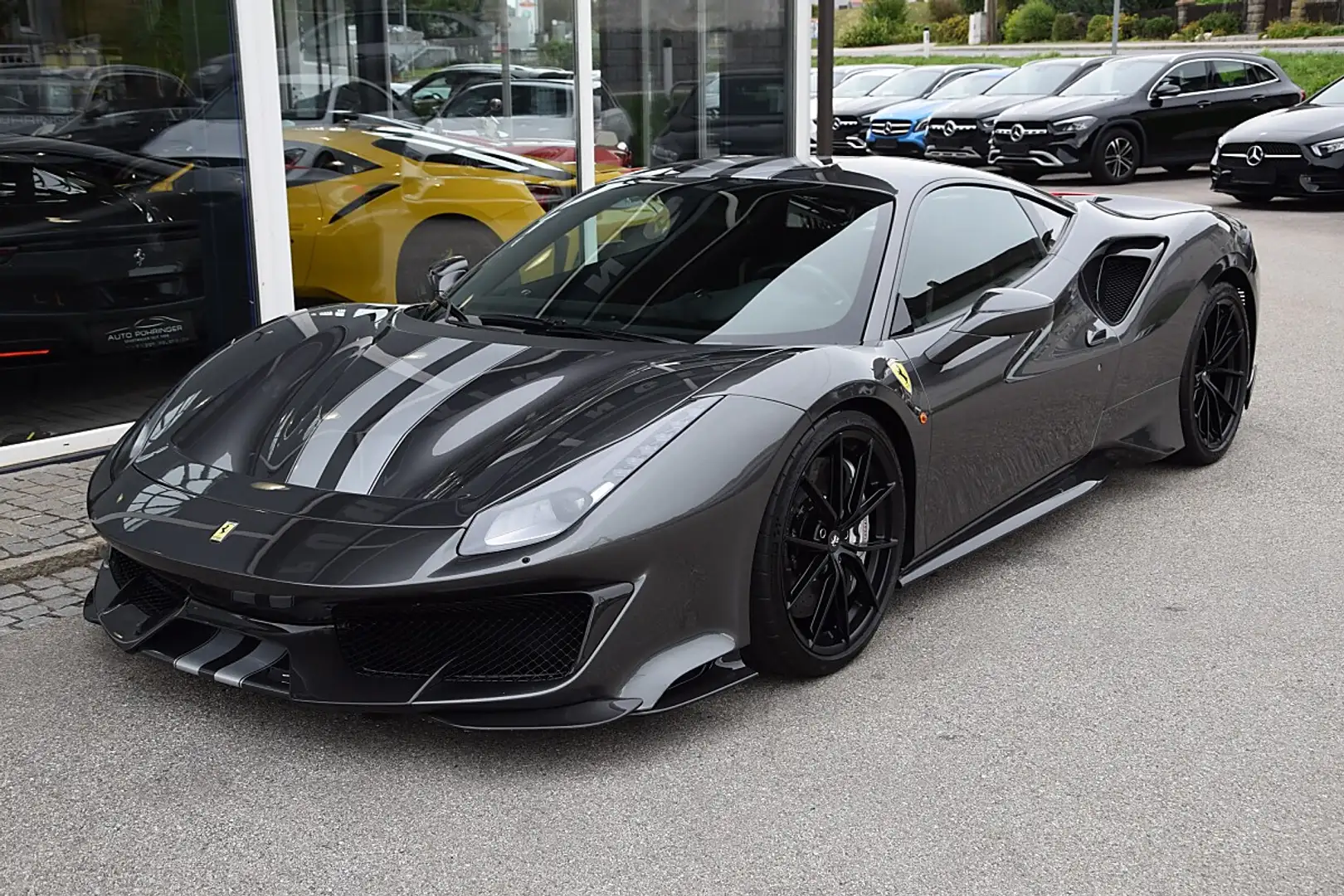 Ferrari 488 GTB Pista *Full Carbon*Painted Stripe*2.Hand* Grau - 2