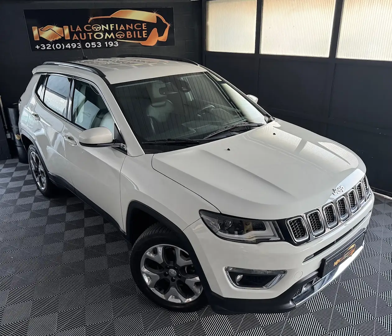 Jeep Compass 1.4i 4x4 Automatique 1er prop garantie 12 mois Blanc - 1