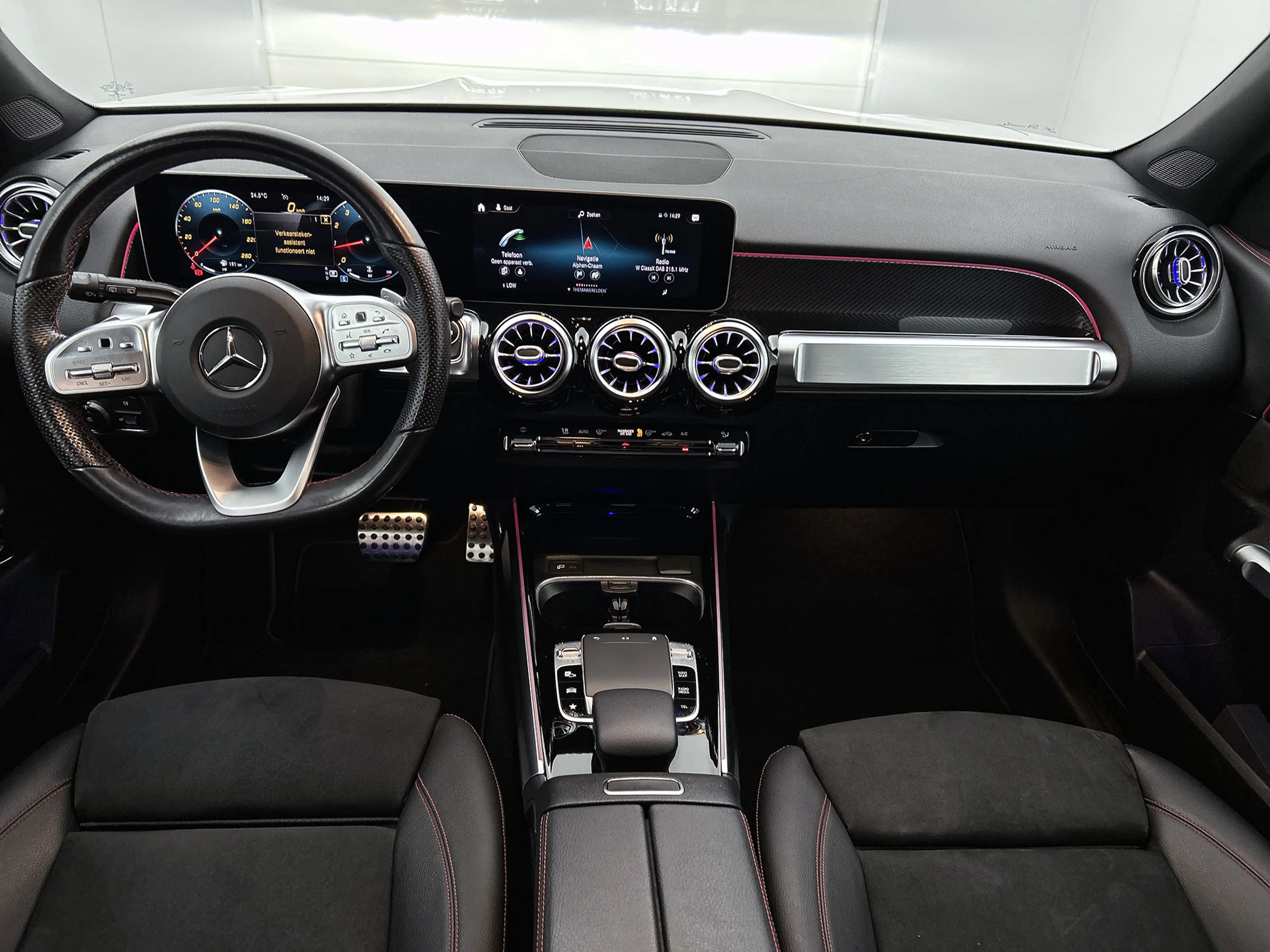 Mercedes-Benz GLB 200 Business Solution AMG | Multibeam LED | Panoramada — photo 5