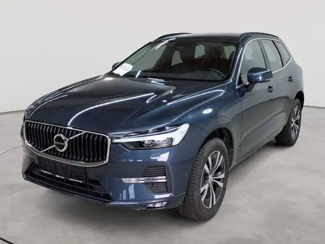 Volvo XC60 view 2