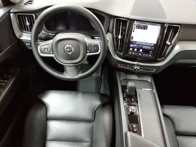 Volvo XC60 view 10