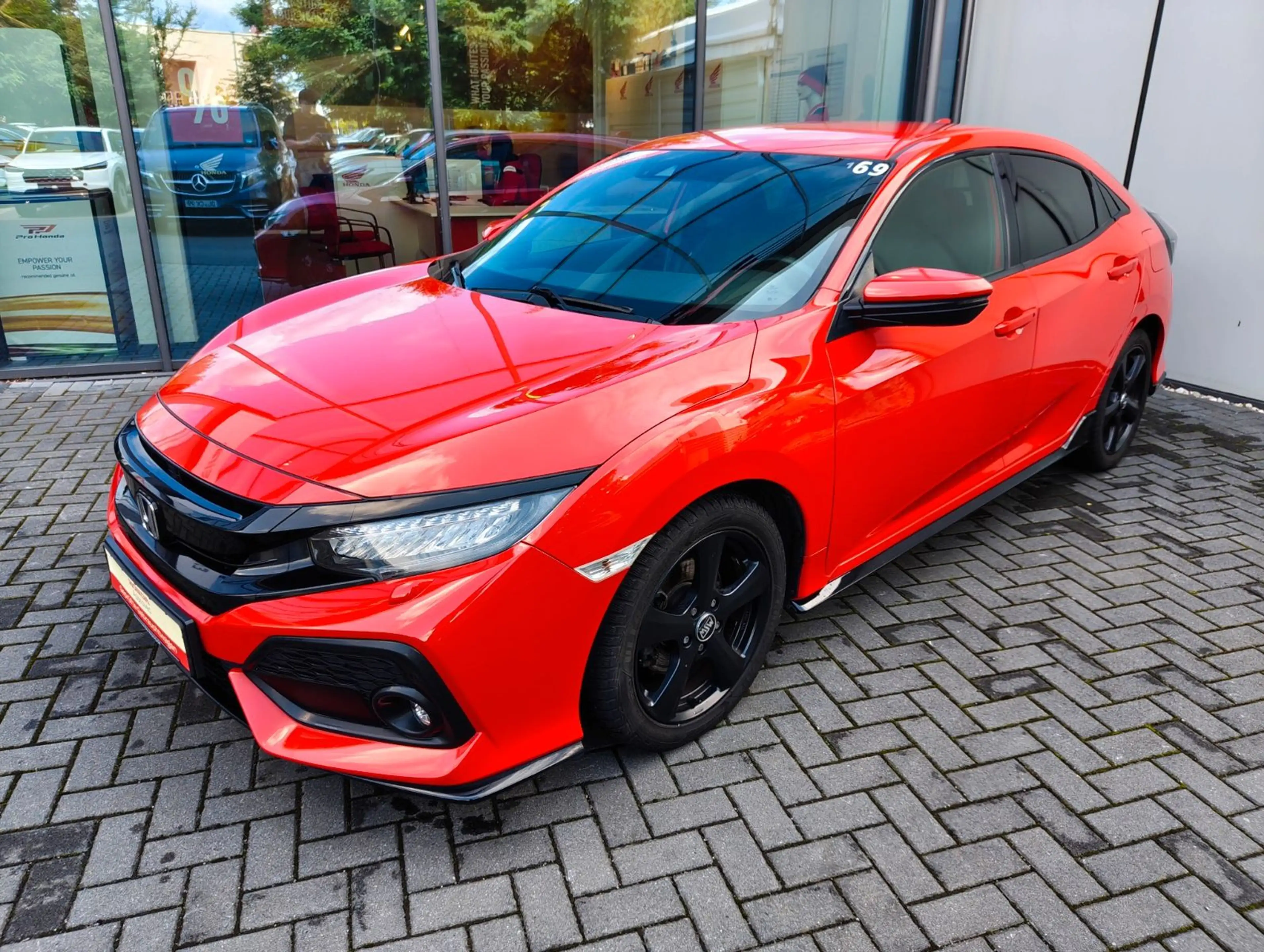 Honda Civic 1.5 VTEC Turbo Sport AT Navi/Kamera — photo 2