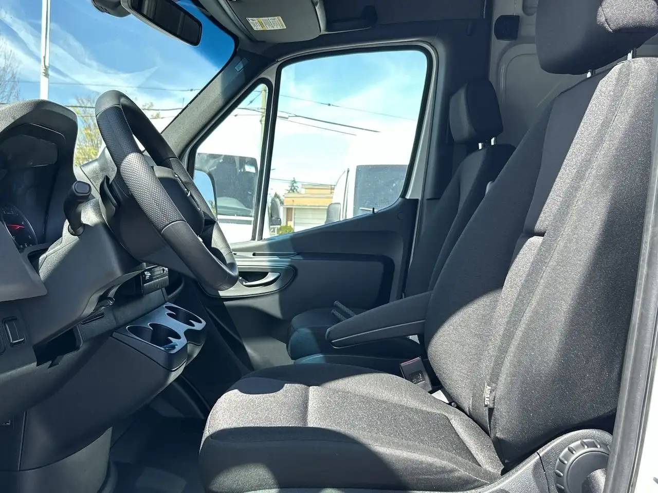 Mercedes-Benz Sprinter снимка Mercedes-Benz Sprinter