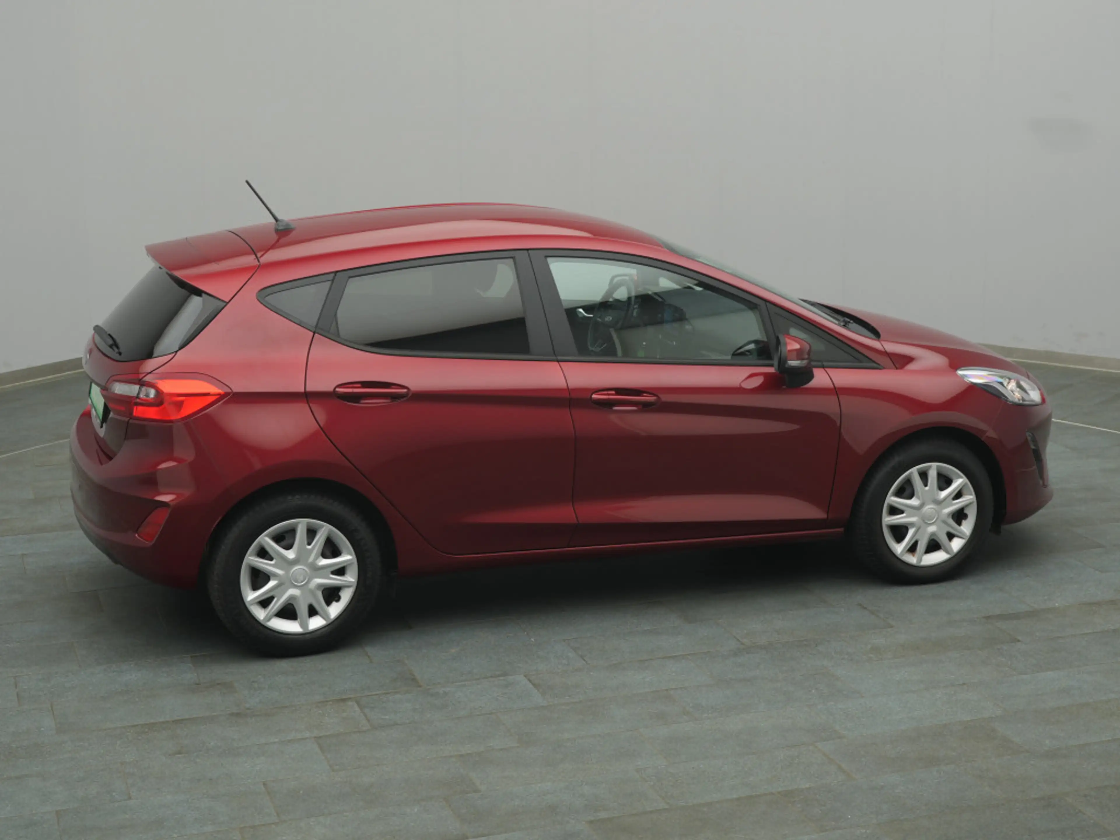 Ford Fiesta Cool&Connect 100PS/Winter-Paket — photo 46