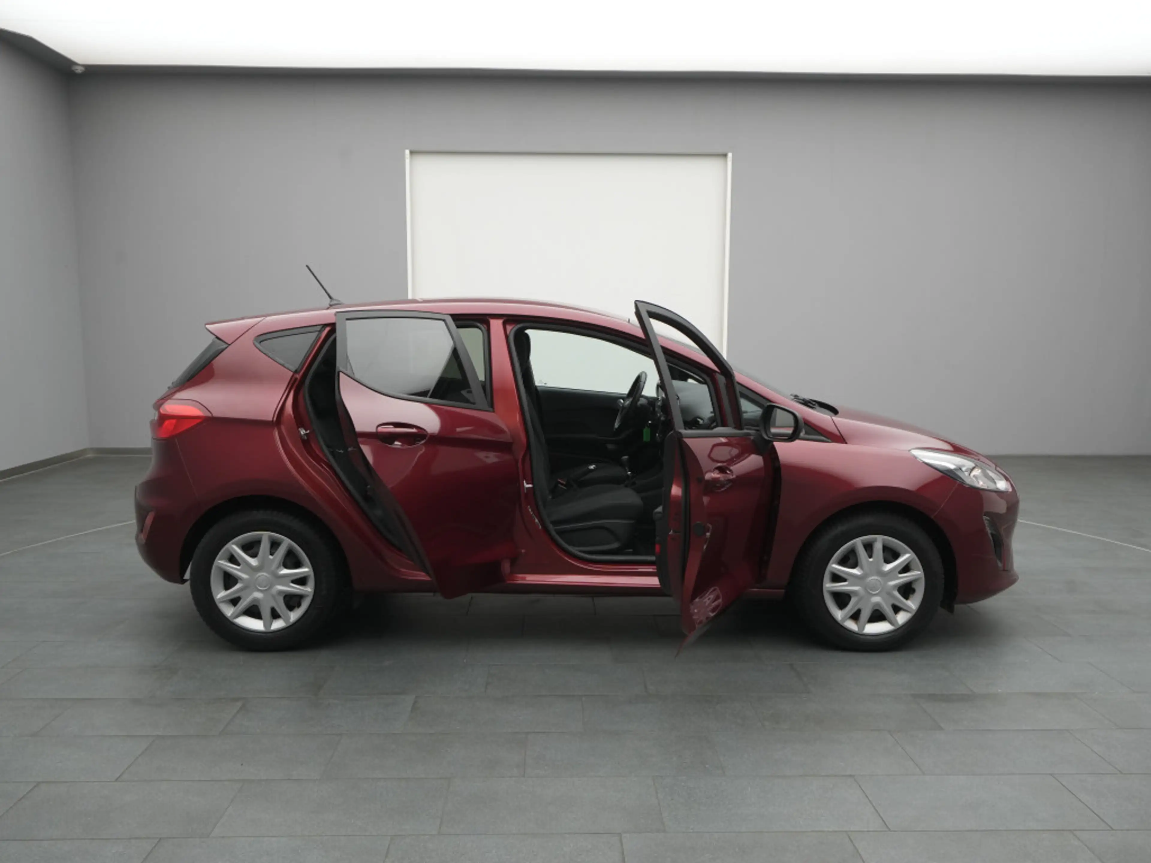 Ford Fiesta Cool&Connect 100PS/Winter-Paket — photo 41
