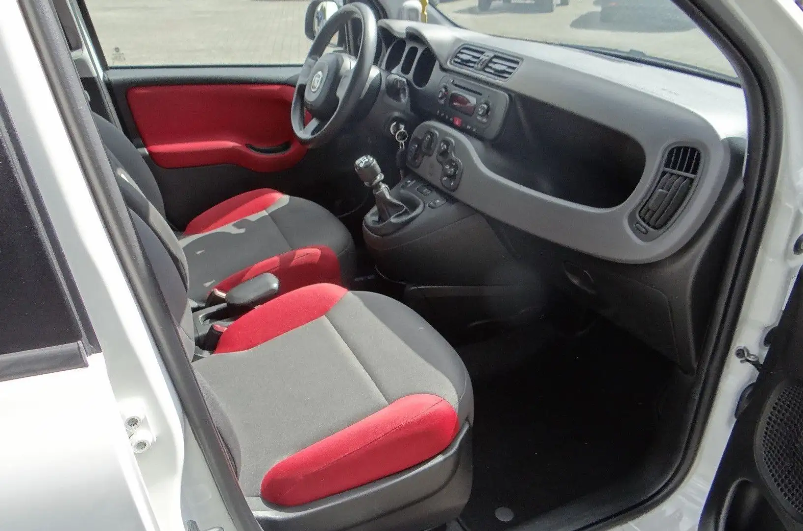 Fiat Panda 1.2 8v.  ok neopatentati Wit - 2