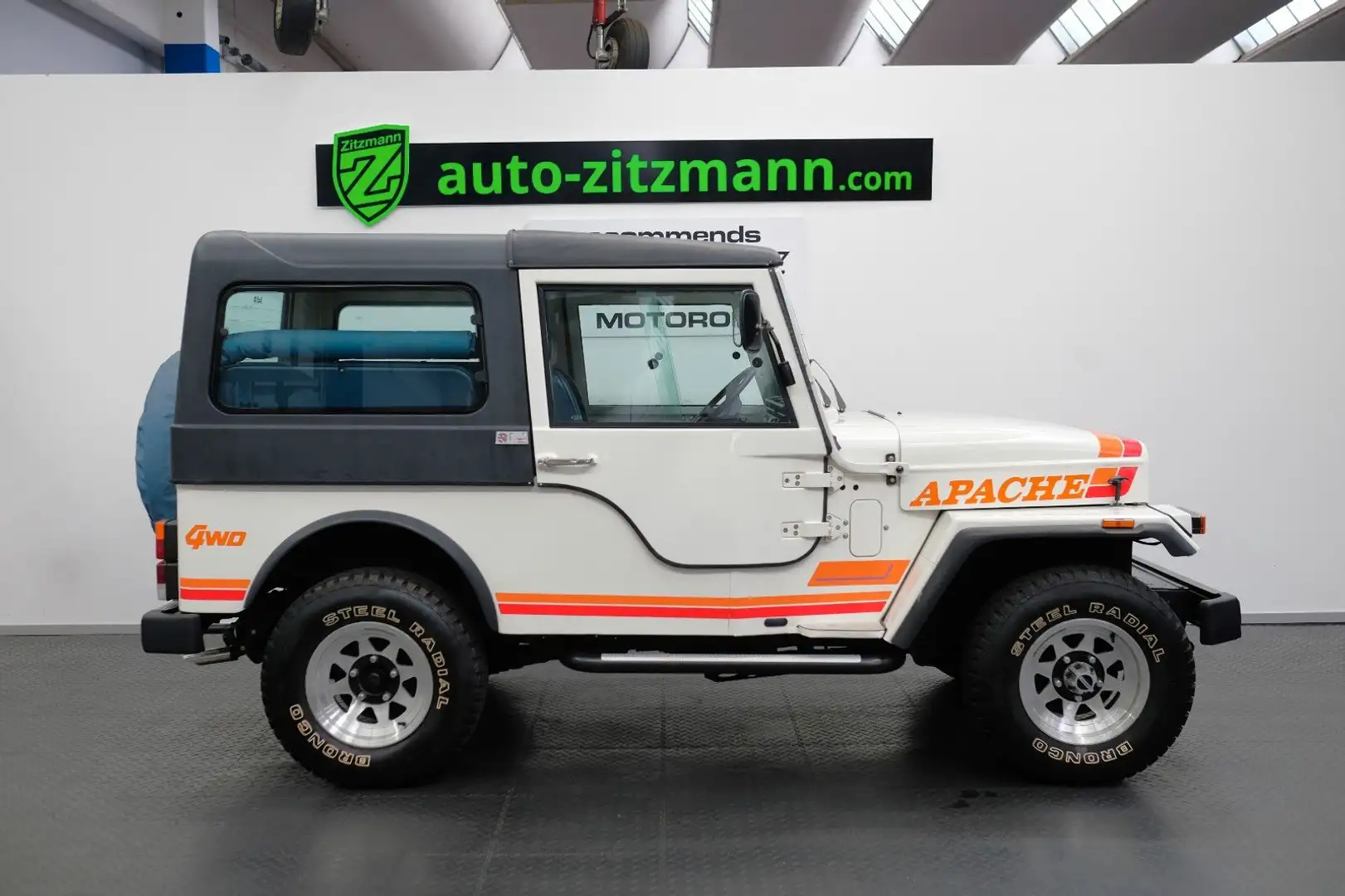 Mahindra Jeep Apache Mahindra CJ-4D 1065KM!!!! Weiß - 1
