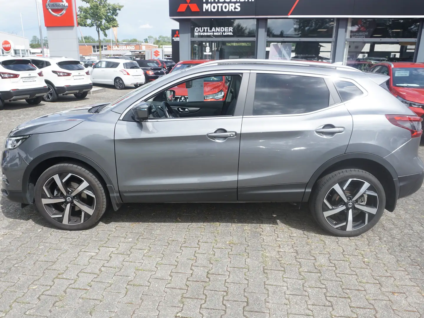 Nissan Qashqai 1.3 DIG-T DCT TEKNA PANO SHZ FSH Gris - 1