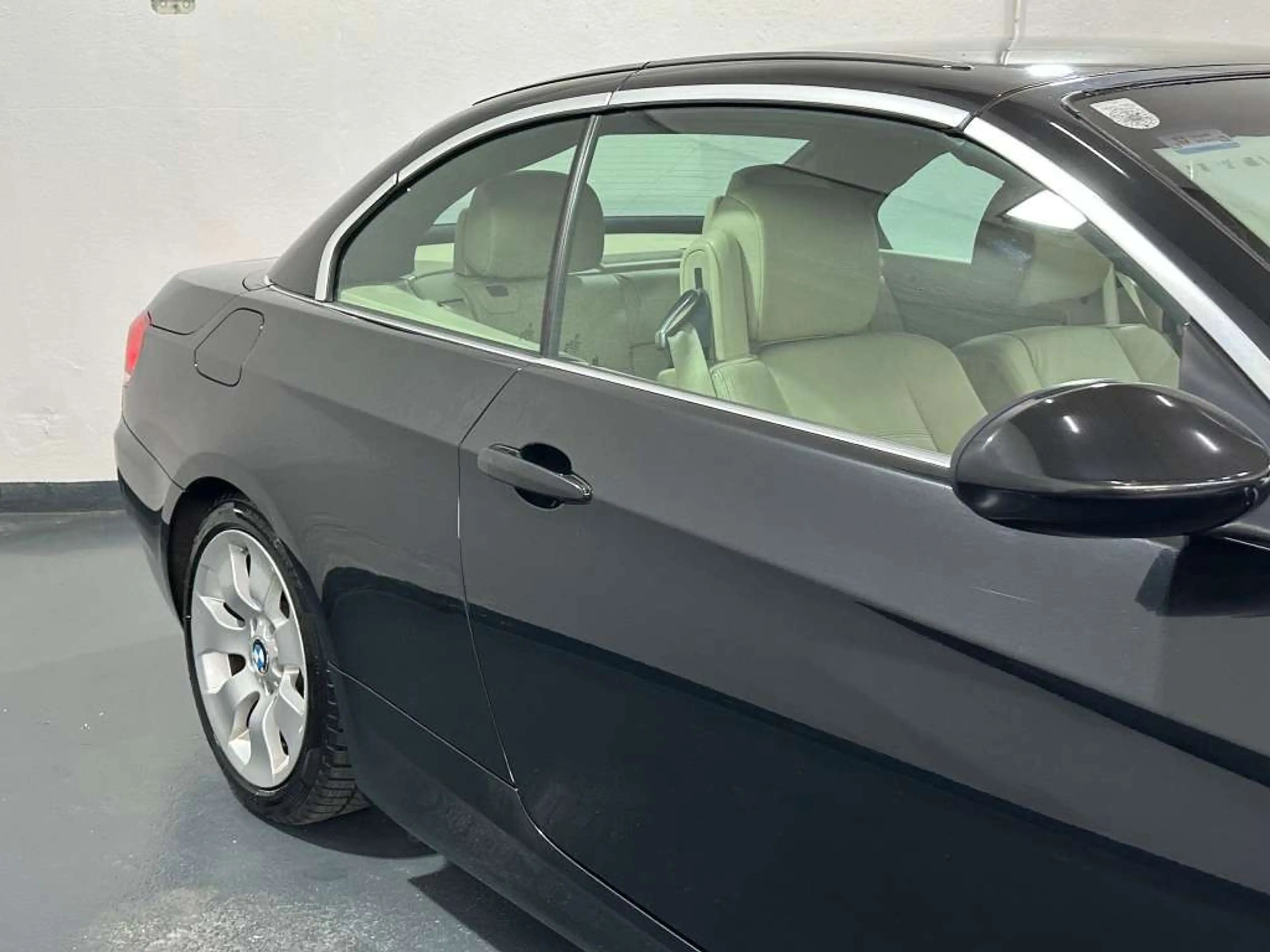 BMW 325 i Cabrio *österreichische Erstauslieferung* *Or... — photo 15