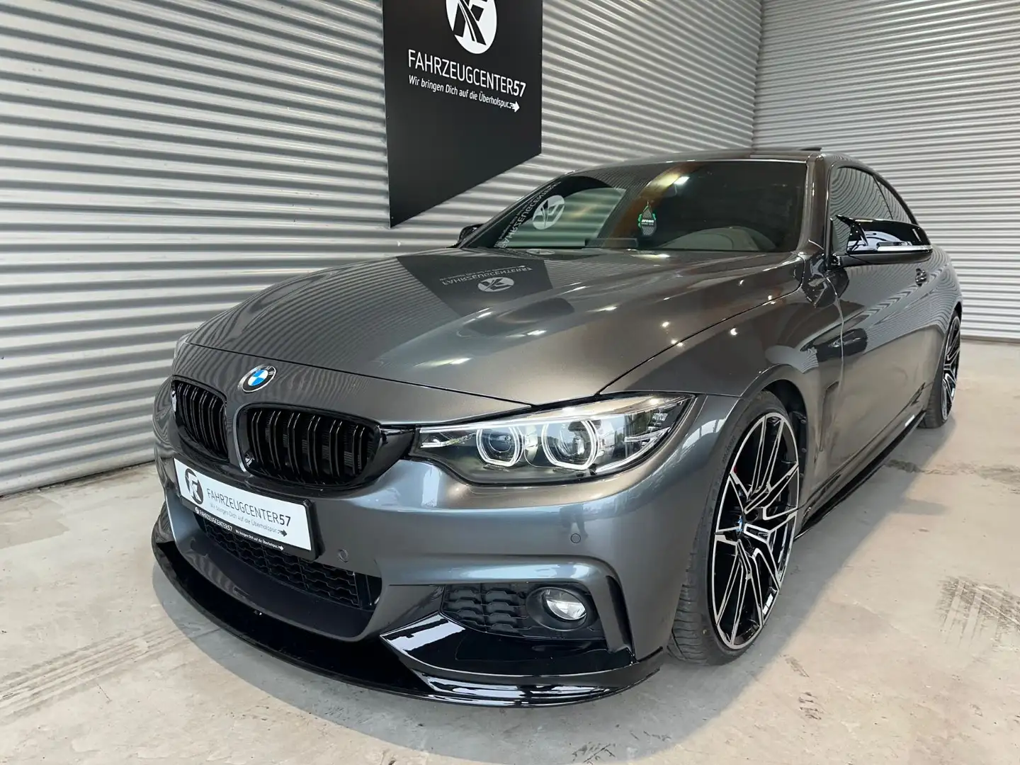 BMW 430 i Coupé M-PERFORMANCE/CARPLAY/RFK/LED Gris - 2