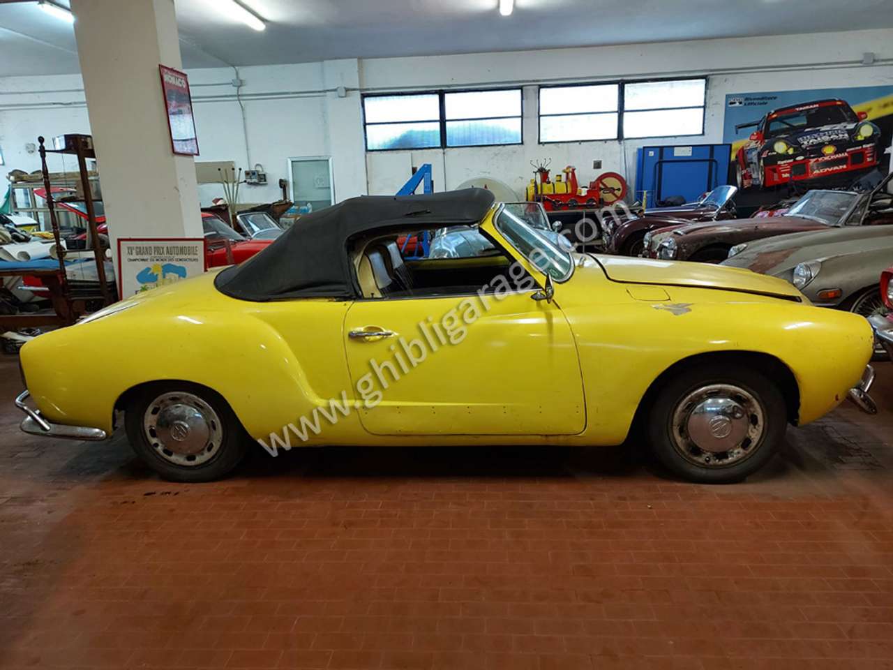 Volkswagen Karmann Ghia Cabriolet