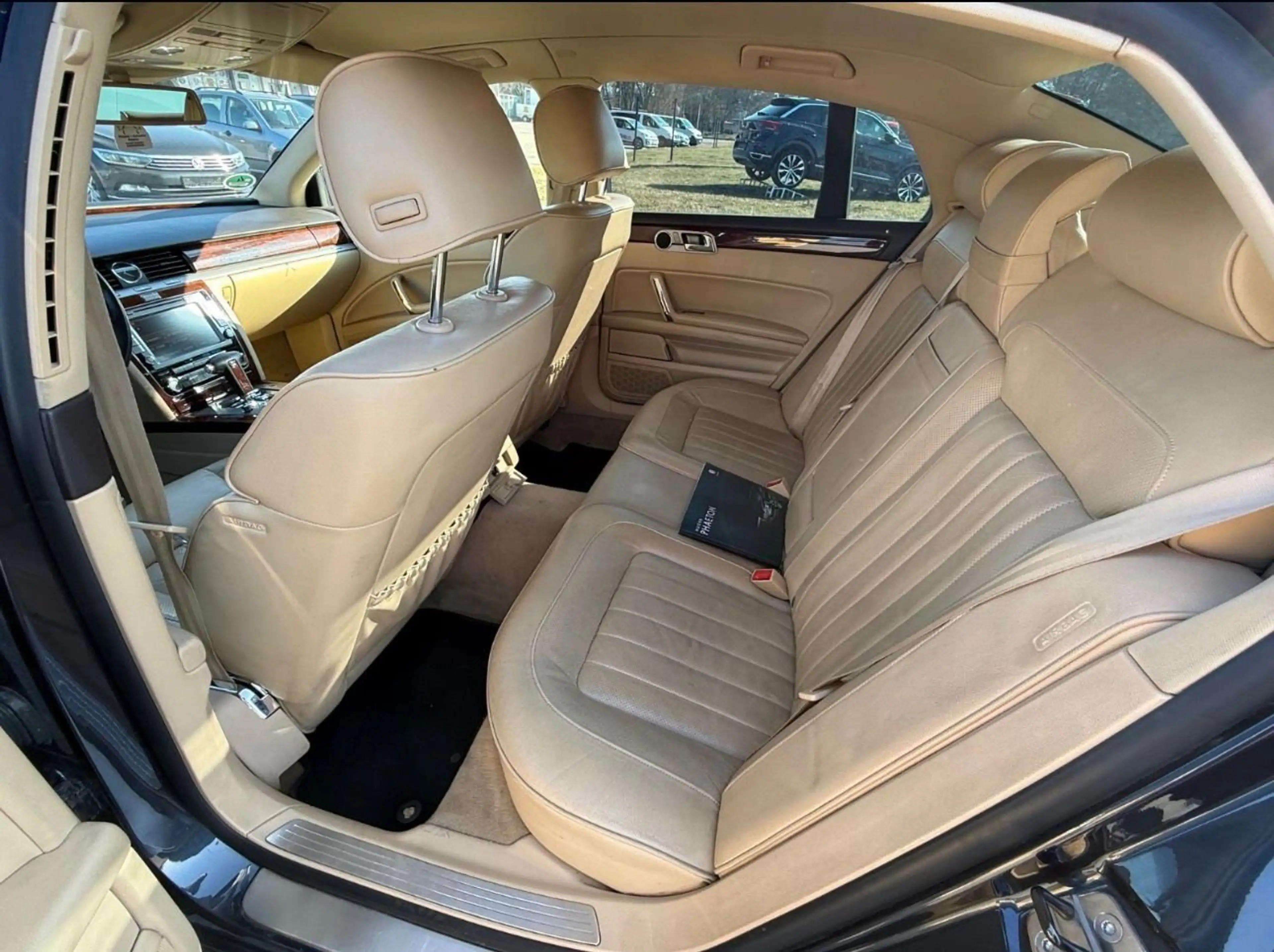 Volkswagen Phaeton V6 TDI 5-Sitzer 4Motion — photo 15