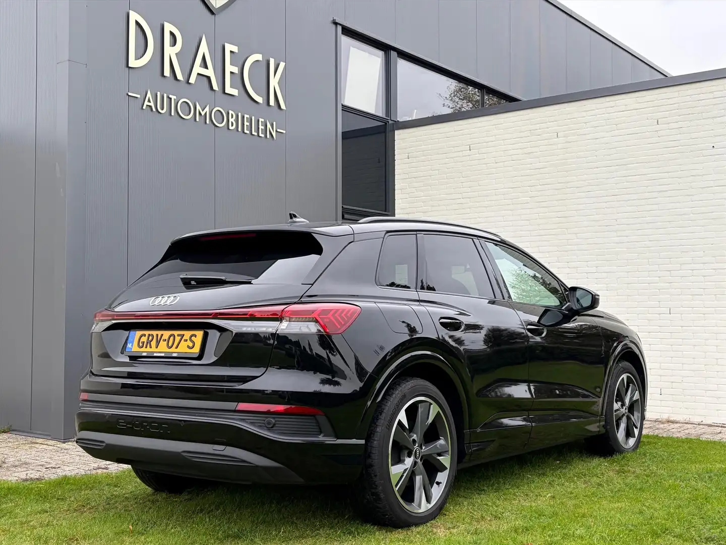 Audi Q4 e-tron 40 e-tron 77kWh Launch S Compete Noir - 2