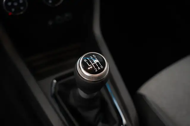 Renault Clio view 12