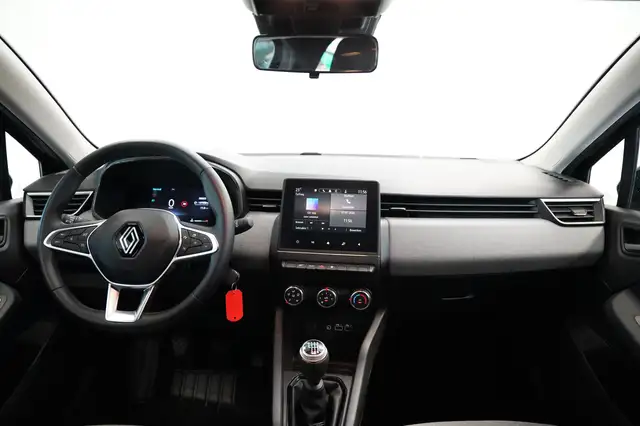 Renault Clio view 6