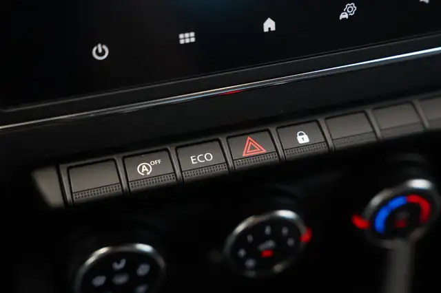 Renault Clio view 14