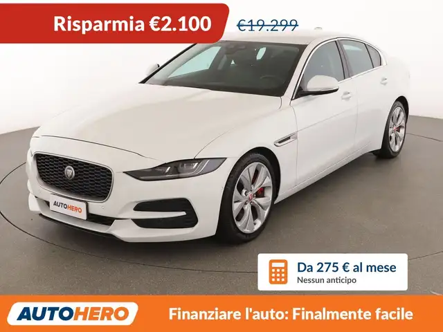Jaguar XE 20d SE