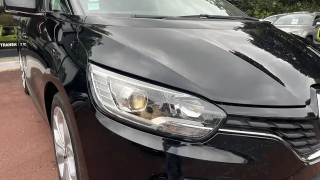 Renault Scenic view 10