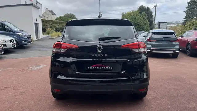 Renault Scenic view 6