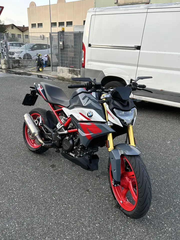 BMW G 310 R