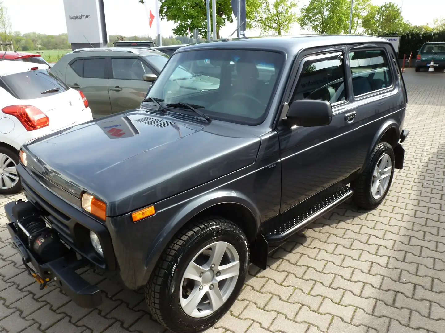 Lada Niva 4x4 Grijs - 2