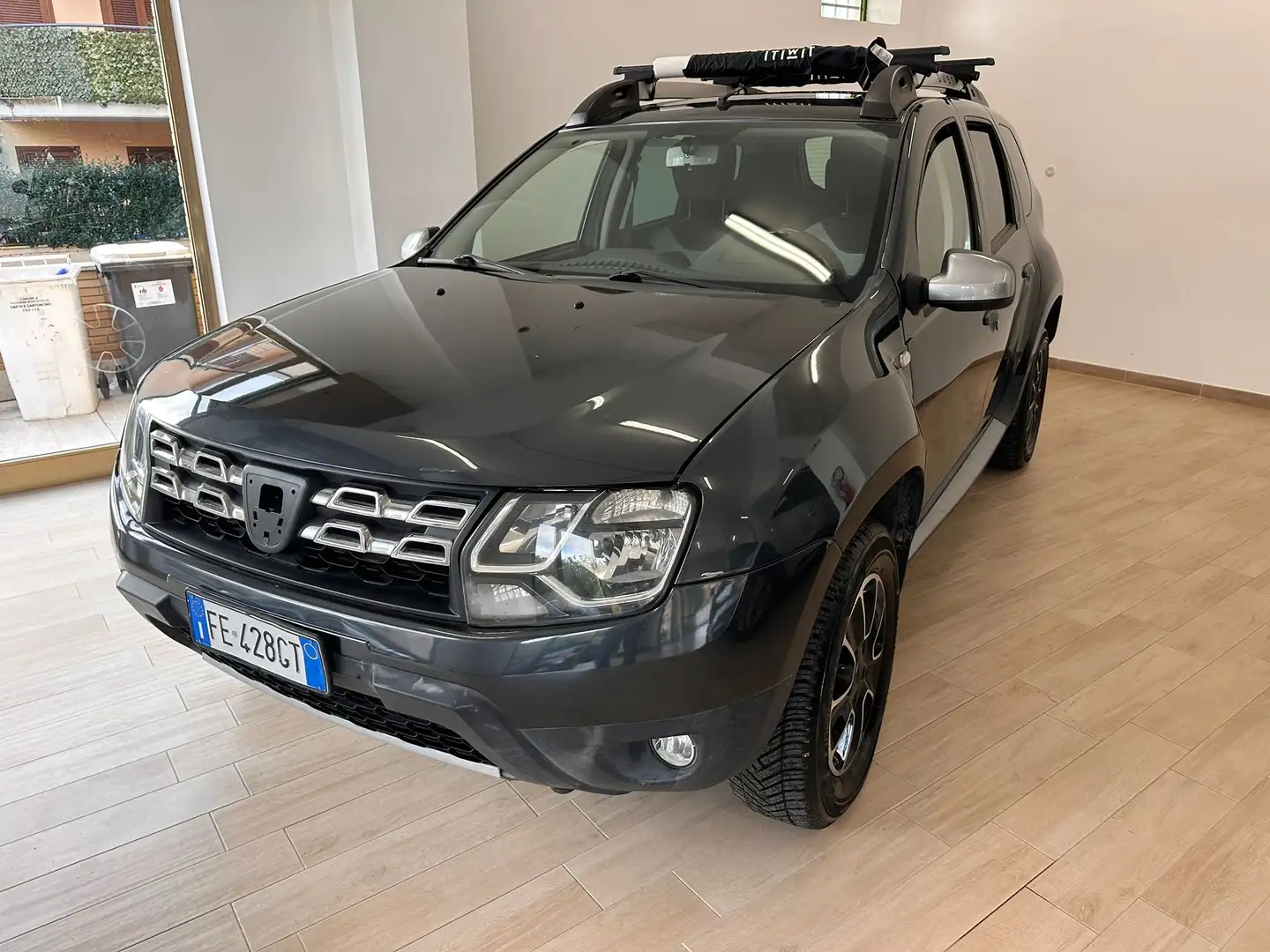 Dacia Duster Duster I 2014 1.5 dci Prestige 4x2 s Grijs - 1