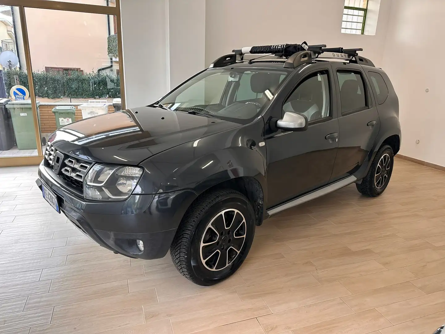 Dacia Duster Duster I 2014 1.5 dci Prestige 4x2 s Grijs - 2