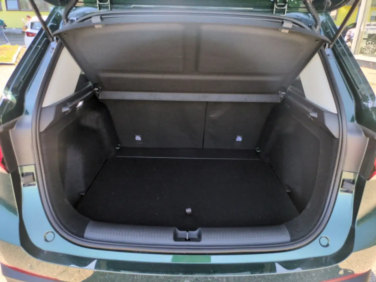 MG ZS HYBRID+ LUXURY * 197 PS * TAGESZULASSUNG * FFB 7