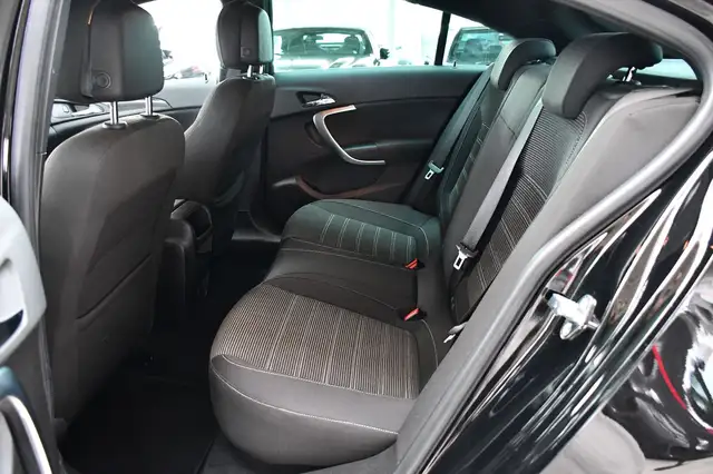 Opel Insignia view 14