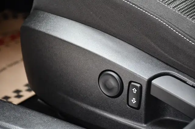 Opel Insignia view 11