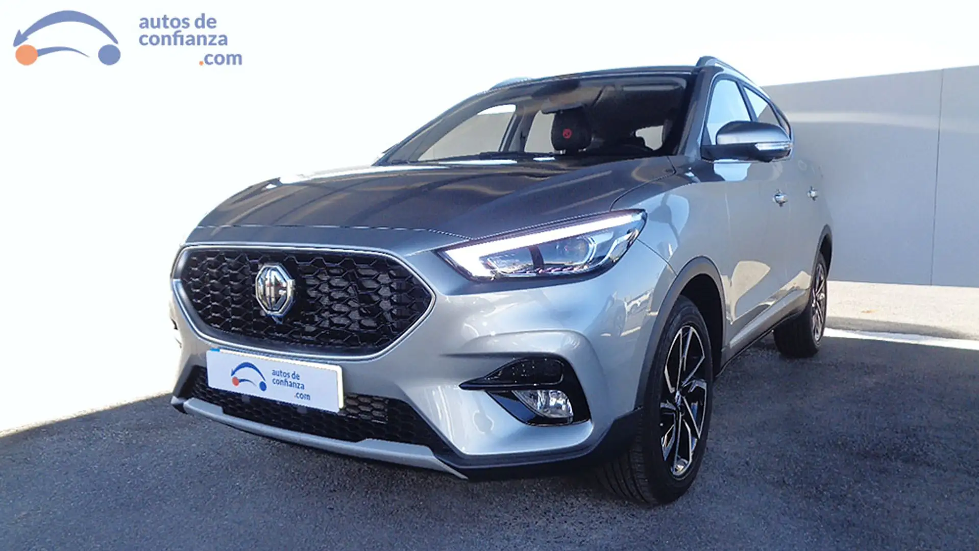 MG ZS 1.5 LUXURY - 1