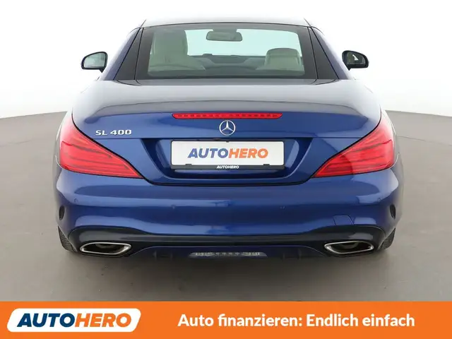Mercedes-Benz SL view 5