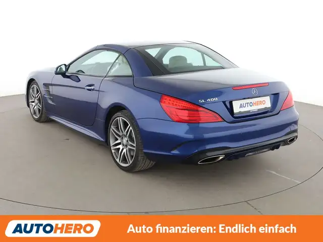 Mercedes-Benz SL view 4