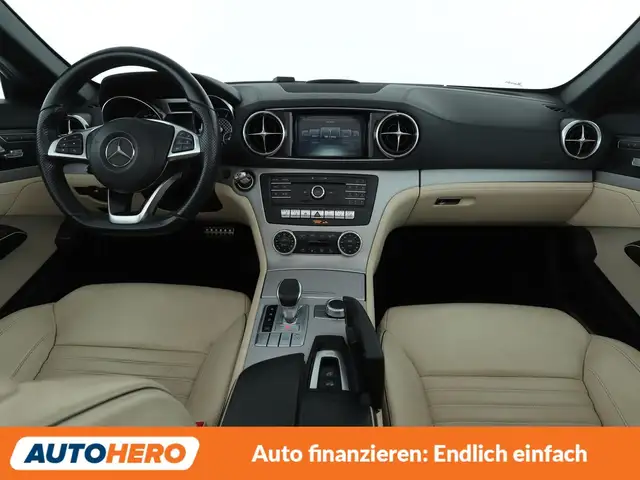 Mercedes-Benz SL view 12