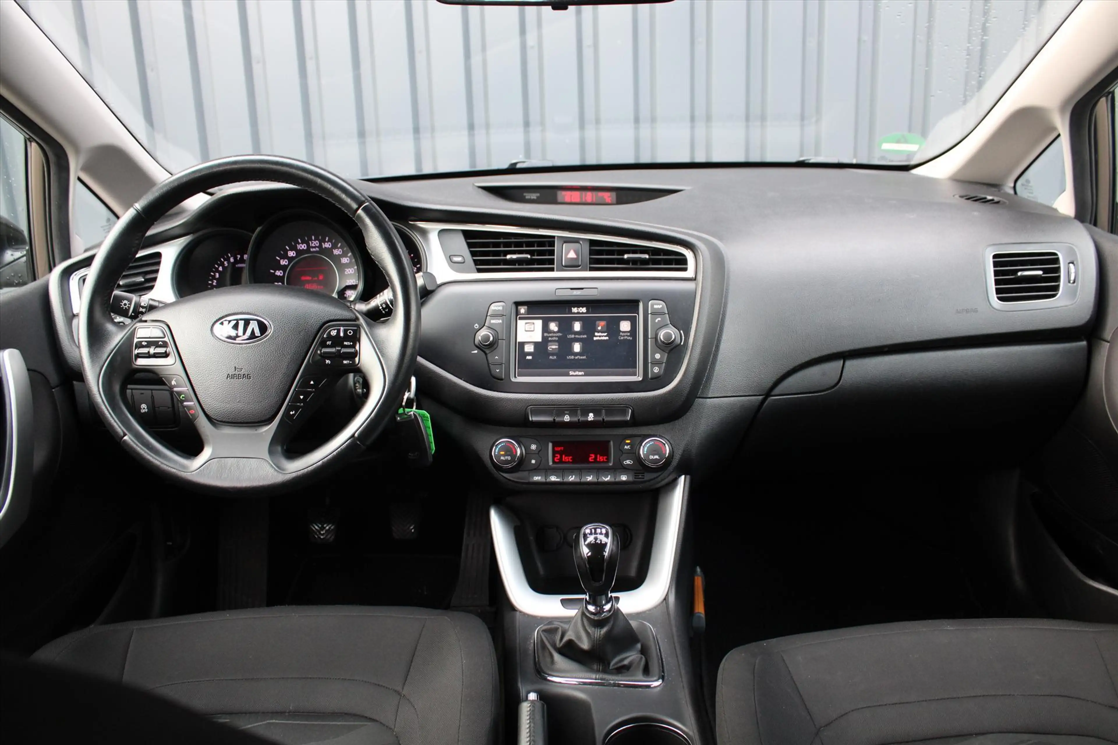 Kia Ceed / cee'd Cee D 120PK Design Edition | Camera | Carplay | Cr — photo 10
