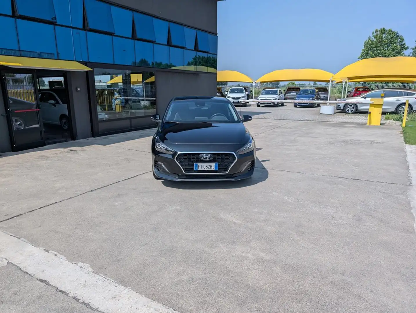 Hyundai i30 i30 Fastback 1.4 t-gdi Style Nero - 2