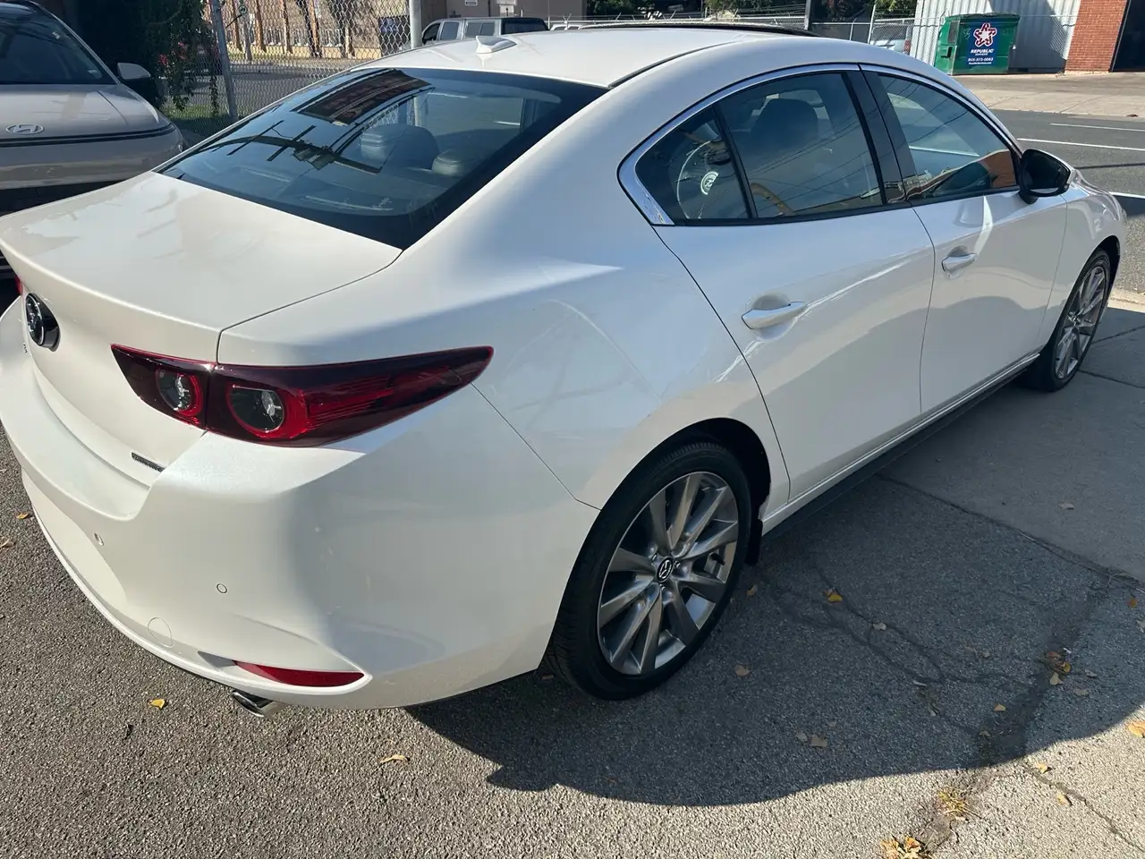 Mazda 3 снимка Mazda 3