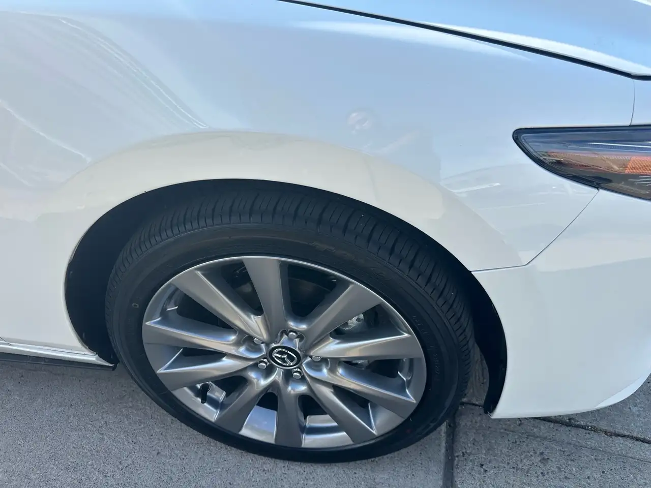Mazda 3 снимка Mazda 3
