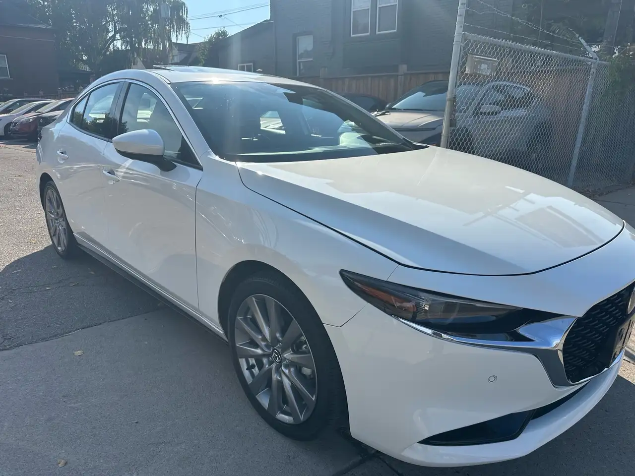 Mazda 3 снимка Mazda 3