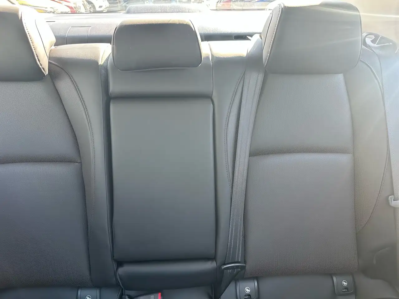 Mazda 3 снимка Mazda 3