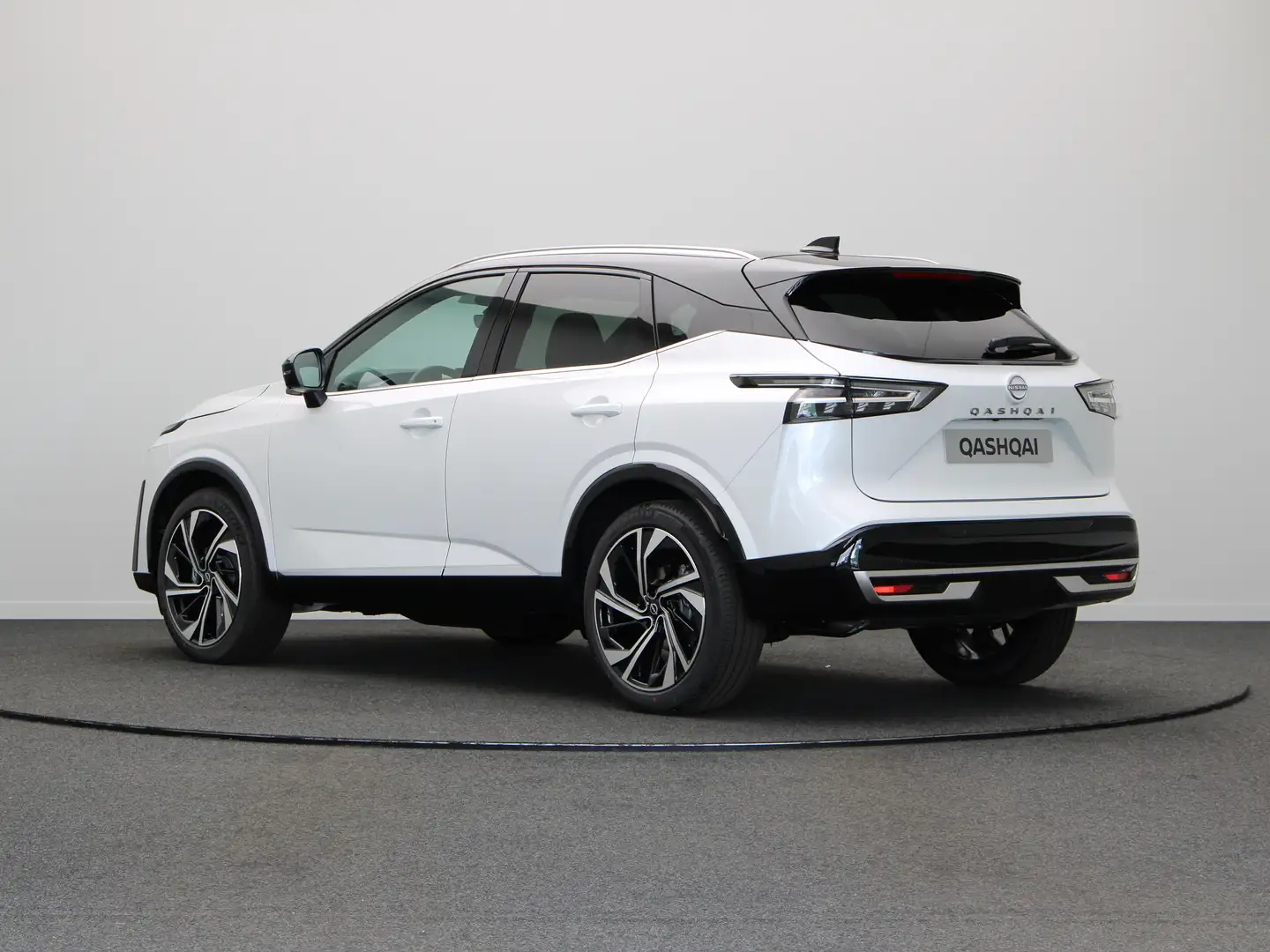 Nissan Qashqai Tekna Plus + Two Tone Mild-Hybrid 158 Xtronic | 12 Weiß - 2
