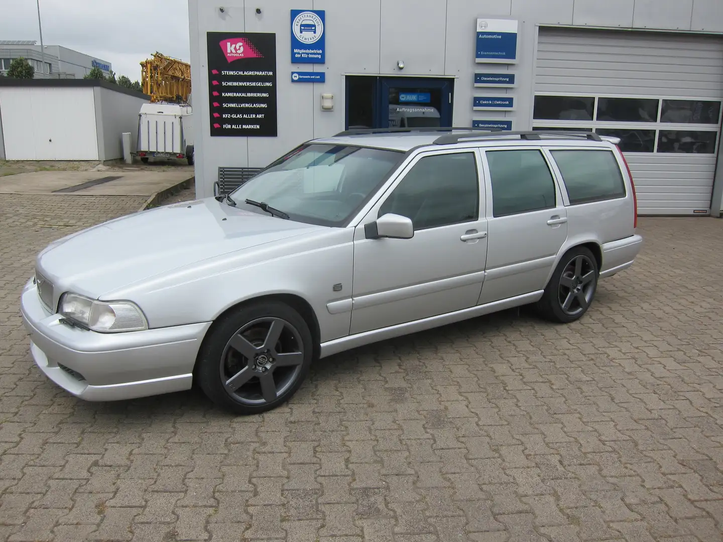 Volvo V70 V70 R AWD Silber - 2
