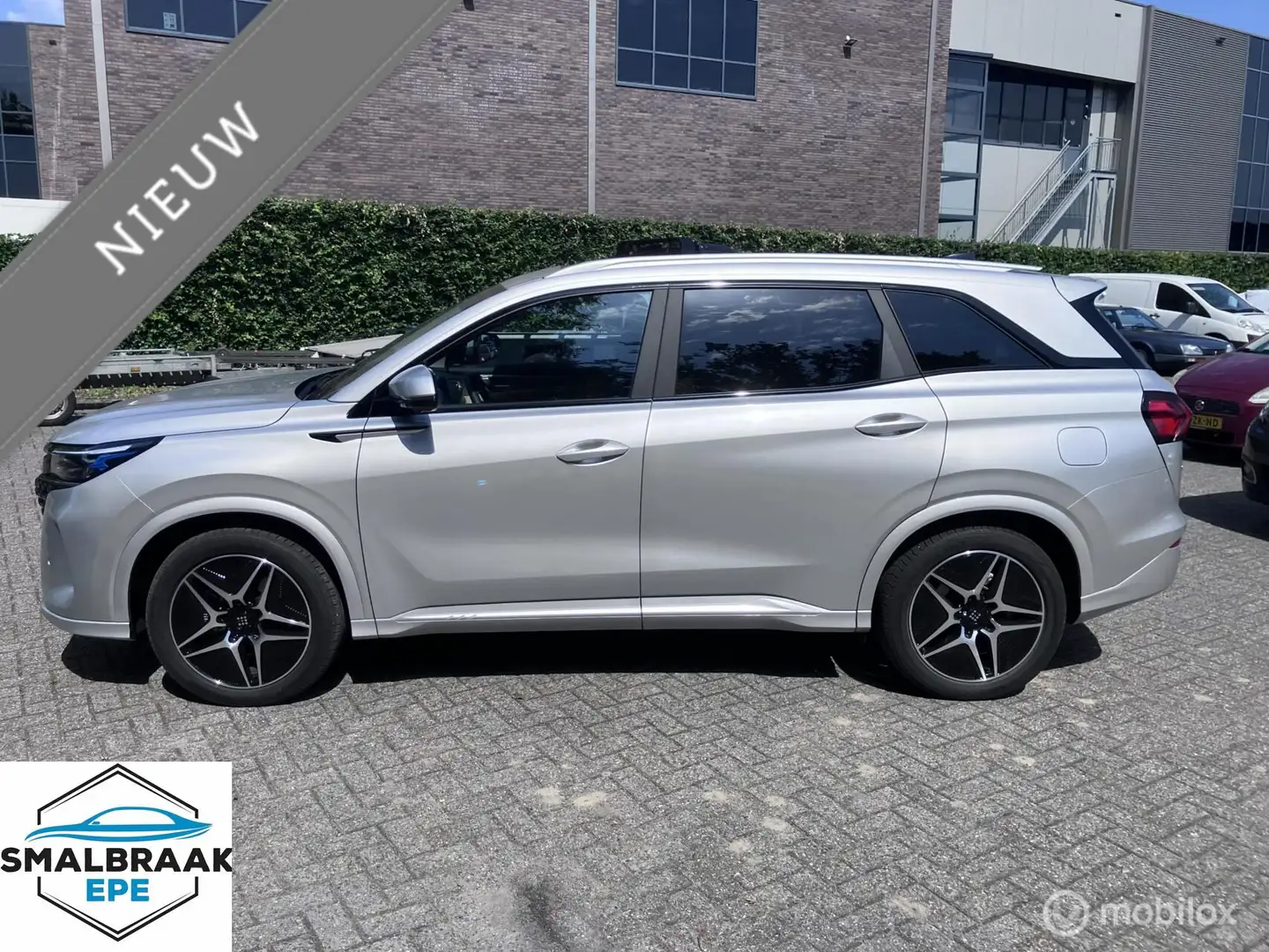 DFSK E5 1.5 PHEV L2 Grau - 2